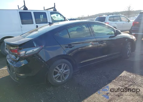 2017 Hyundai Elantra Se z USA, uszkodzony, nr VIN 5NPD84LF9HH081385